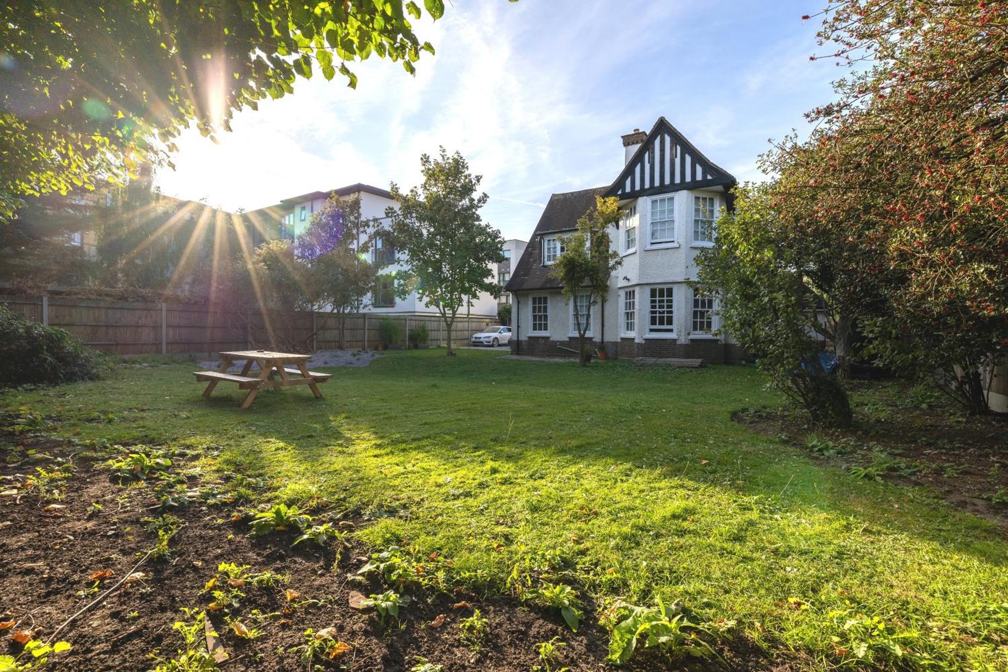 The Vicarage Tooting, Sw17 * Londra